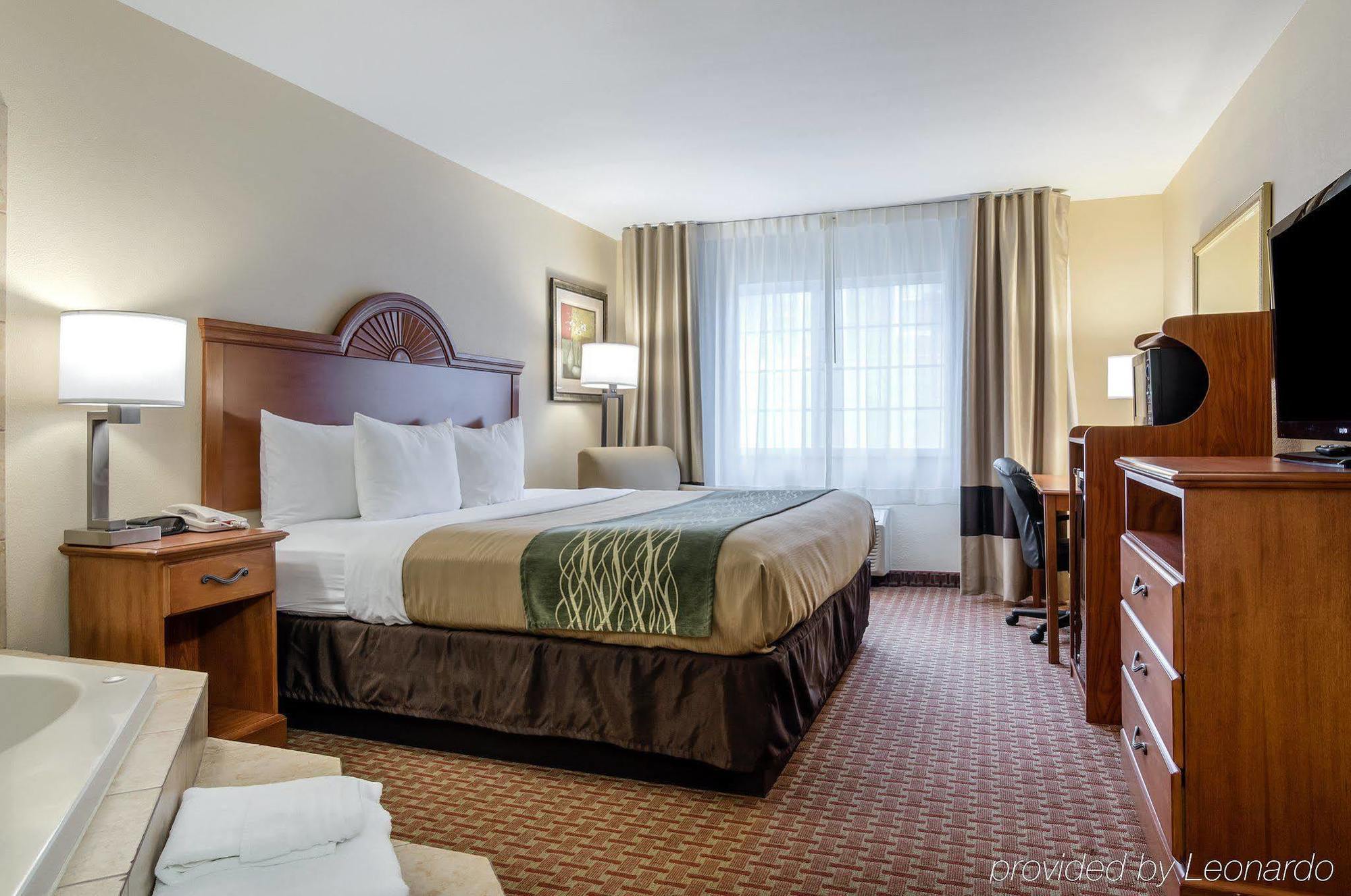 Super 8 By Wyndham Great Bend Hotel Exterior foto
