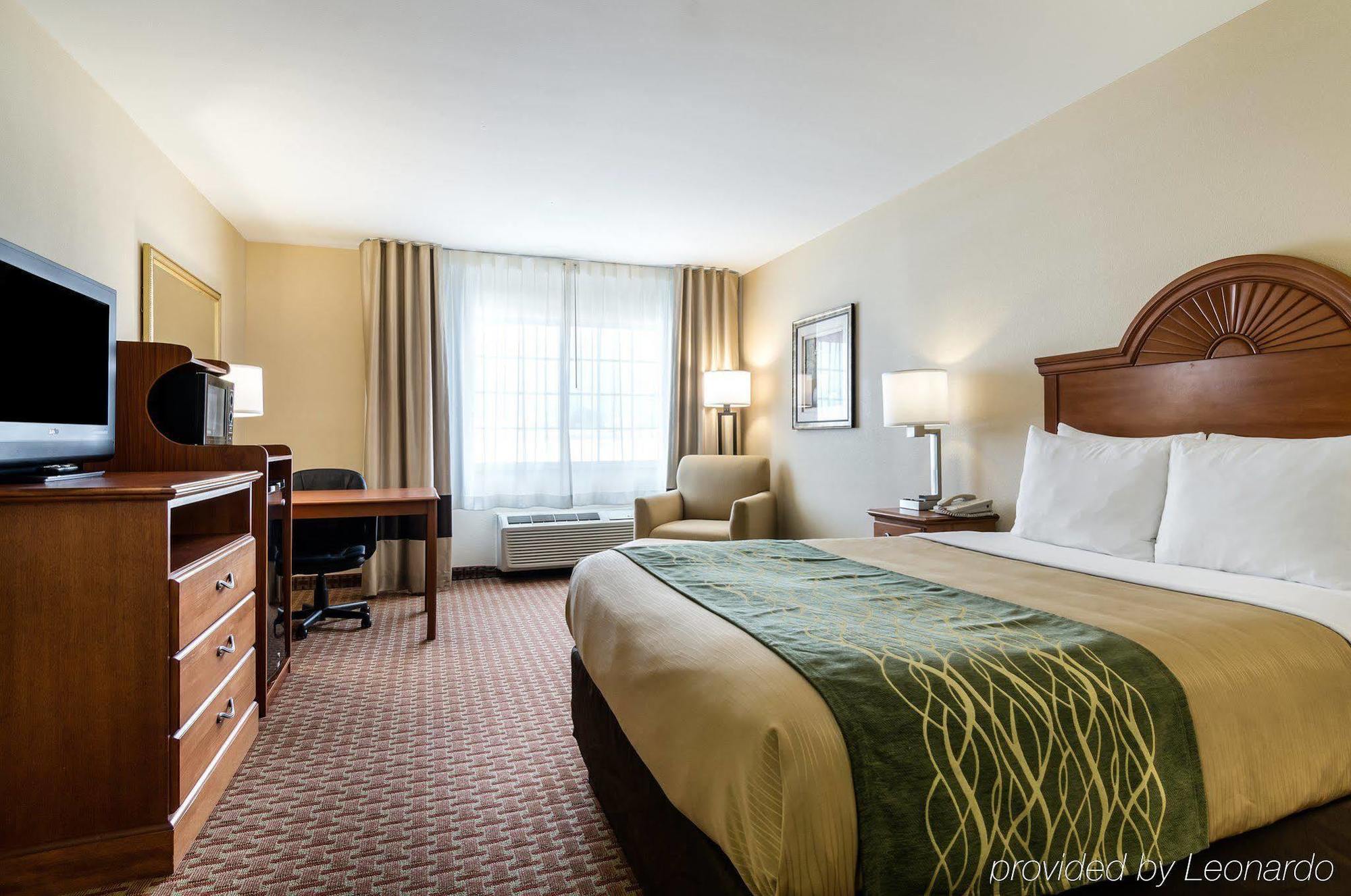 Super 8 By Wyndham Great Bend Hotel Exterior foto